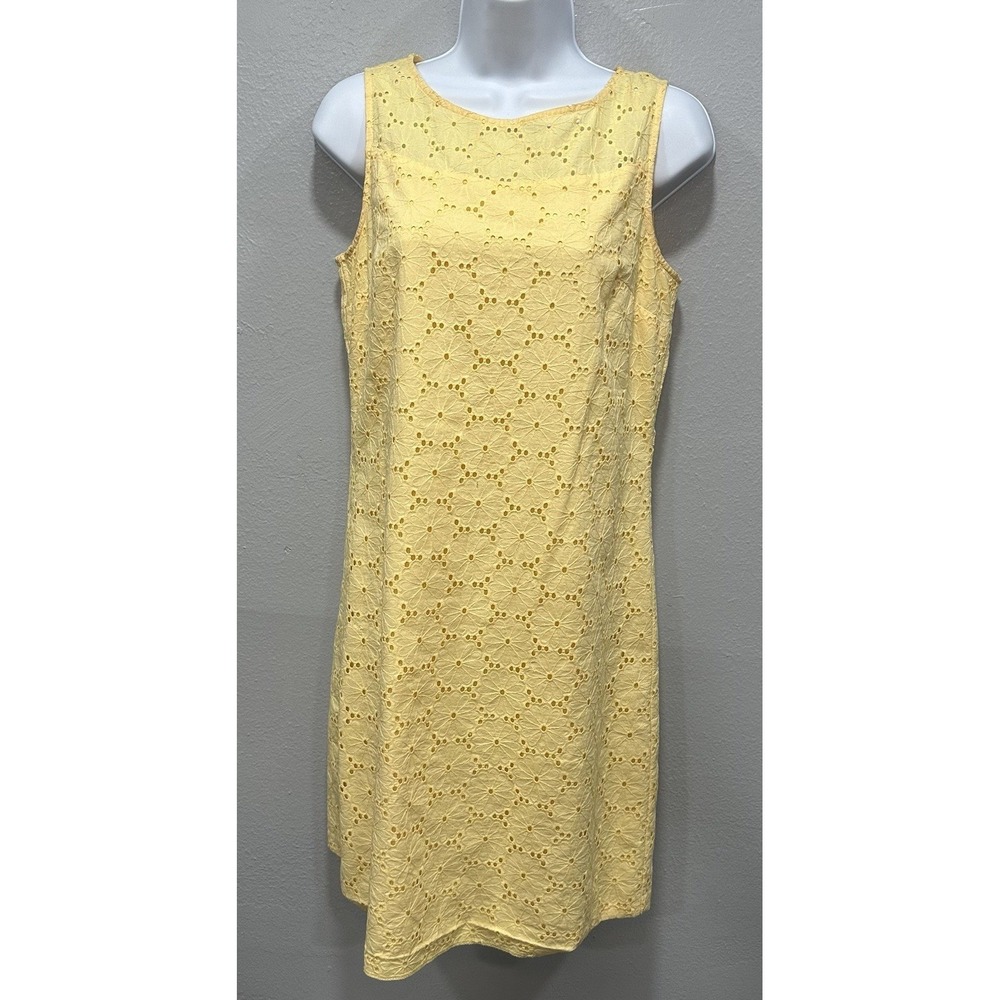 White House Black Market Women's Dress Sz 2 Eyelet Yellow Sleeveless Fit & Flare